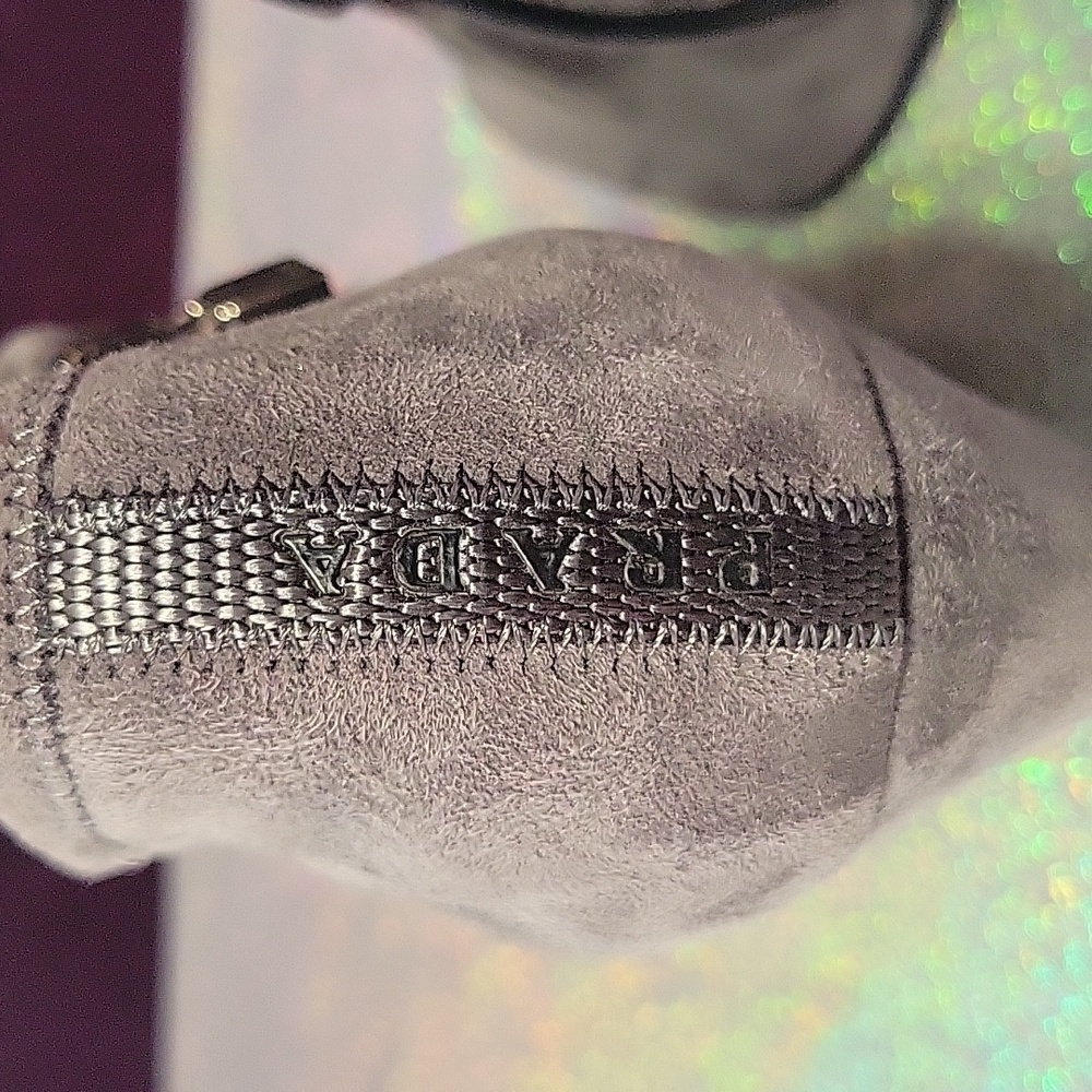 PRADA!!! flawless grey suede ankle booties leather boots - Picture 7 of 11